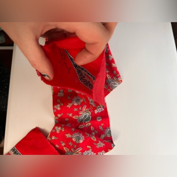 Ginnie Johansen vintage red twilly thin double layer style scarf flower print - Picture 4 of 7